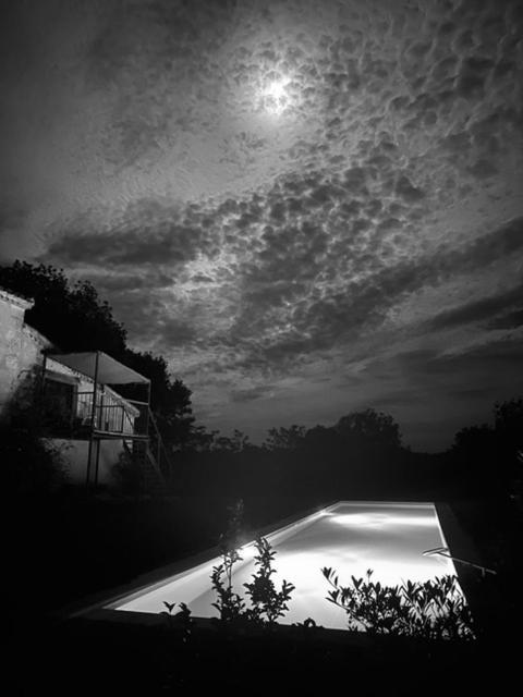 Maison Droles D'Oiseaux Plieux エクステリア 写真