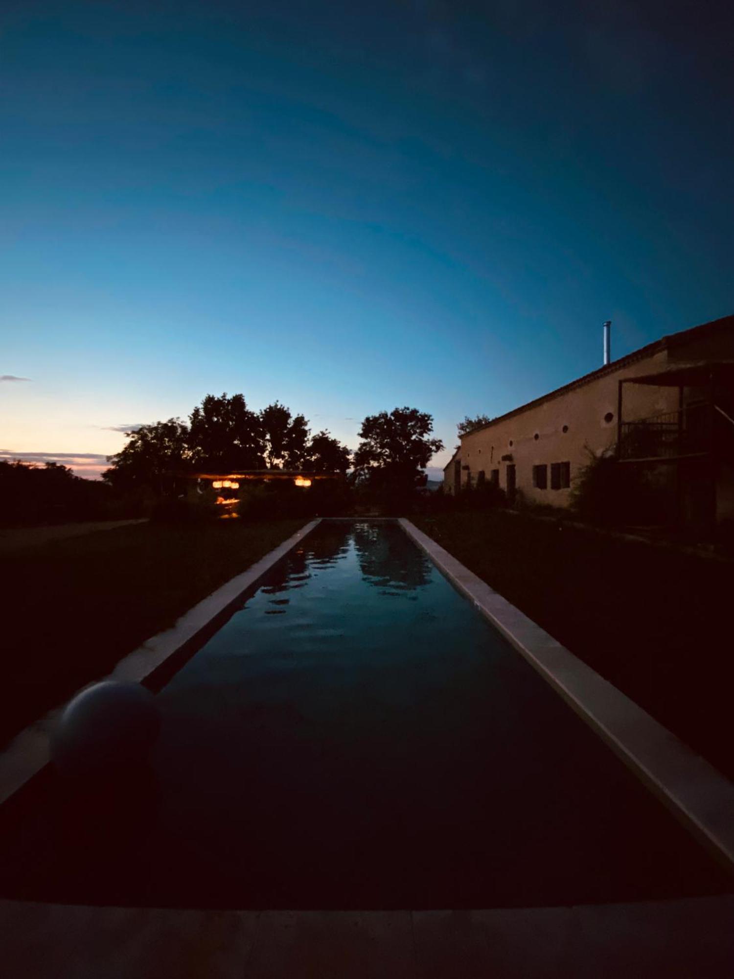 Maison Droles D'Oiseaux Plieux エクステリア 写真